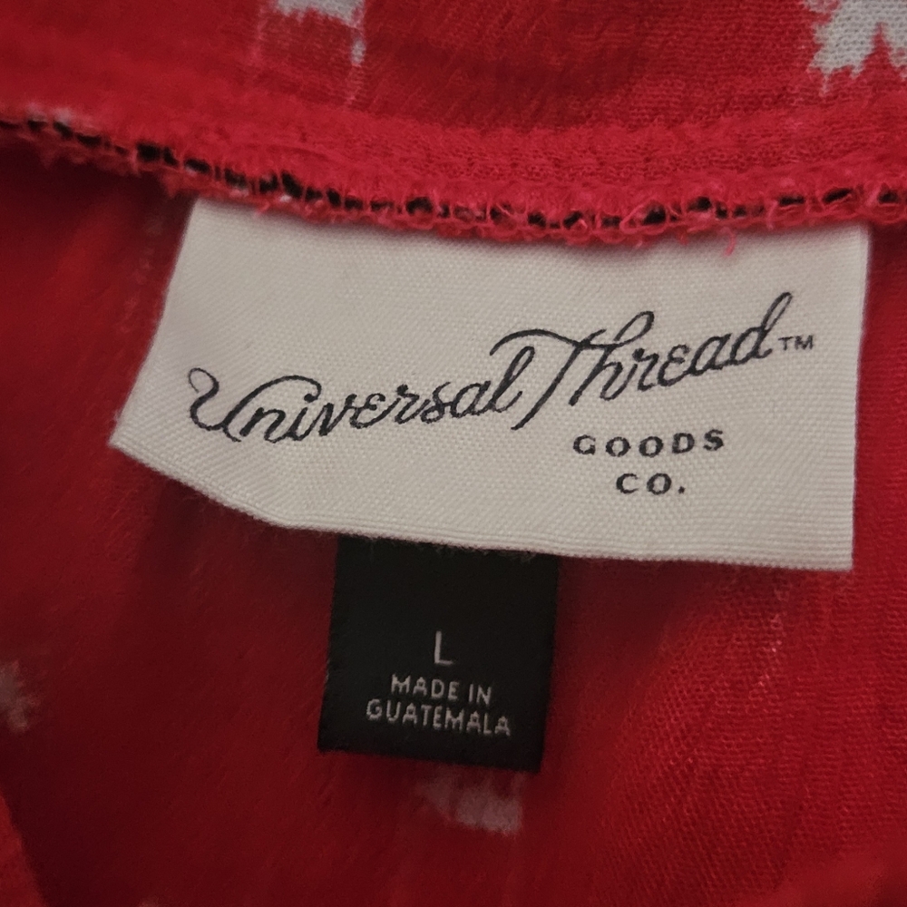 Universal Thread Crop Top - Picture 4 of 5